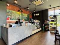 คาเฟ่ อเมซอล ปั๊ม ปตท. เก้าเส้ง