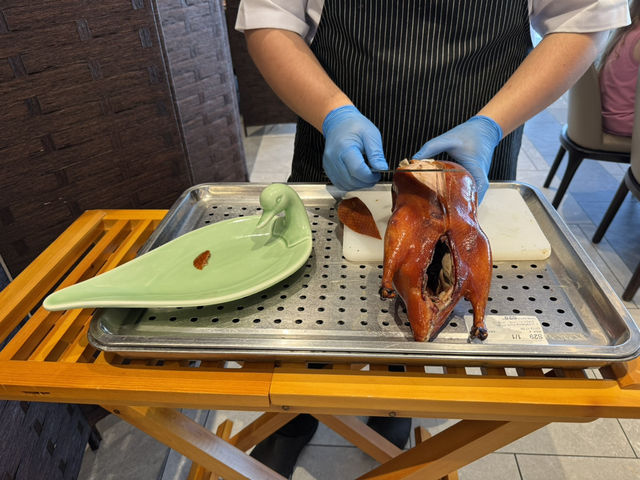 🦆 Crispy Perfection at Dragon-I Queensbay Mall