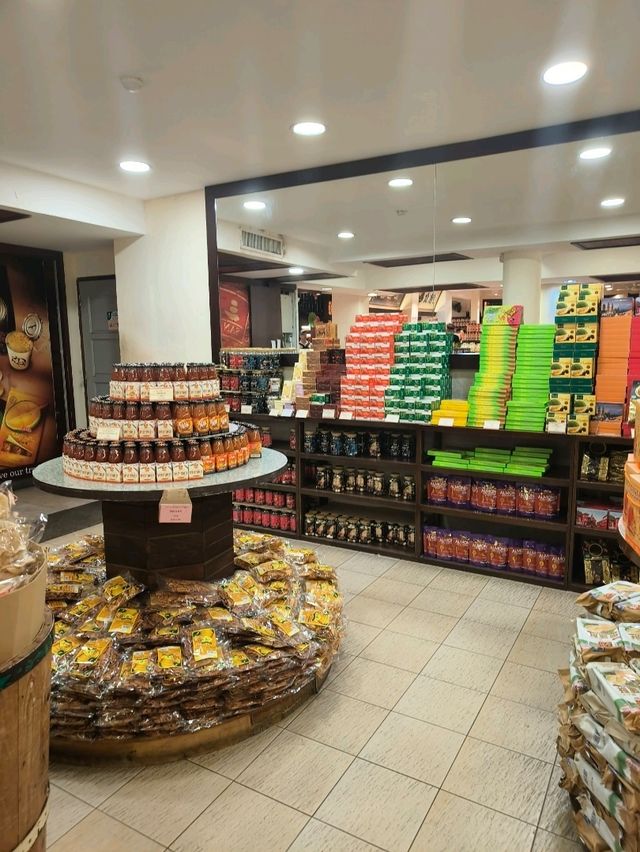 San Shu Gong: A Paradise for Snacks in Malacca