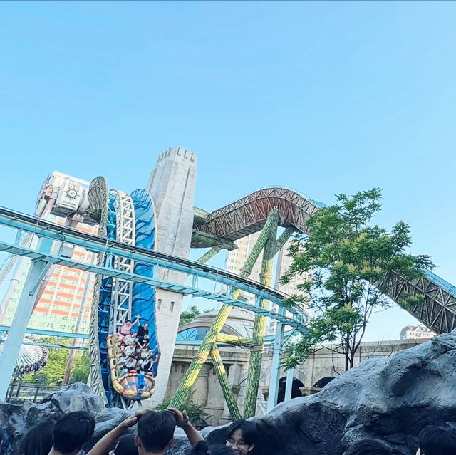 Whirlwind Wonders: A Day at Lotte World Seoul 🇰🇷