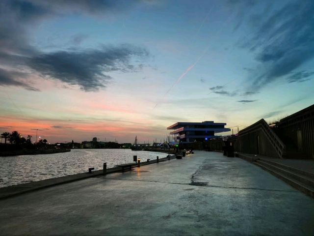 Valencia Beach Walks Hit Different