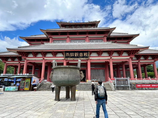 🏯☀️ Exploring the Majestic Three Pagodas of Dali (崇圣三塔)