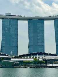 Explore Singapore – The City of Gardens and Innovation