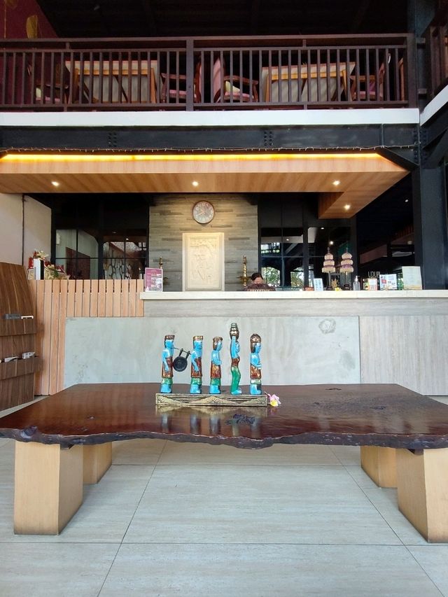 Sunshine Bali: Hidden Hospitality Beneath a Humble Facade