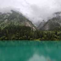 Jiuzhaigou Is Basically Nature Showing Off