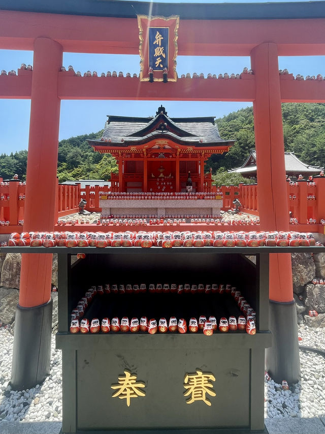 Unveiling the Daruma Temple in Osaka 