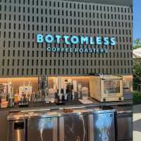 ☁️✨ Bottomless Cafe – พื้นที่สงบกลางกรุง