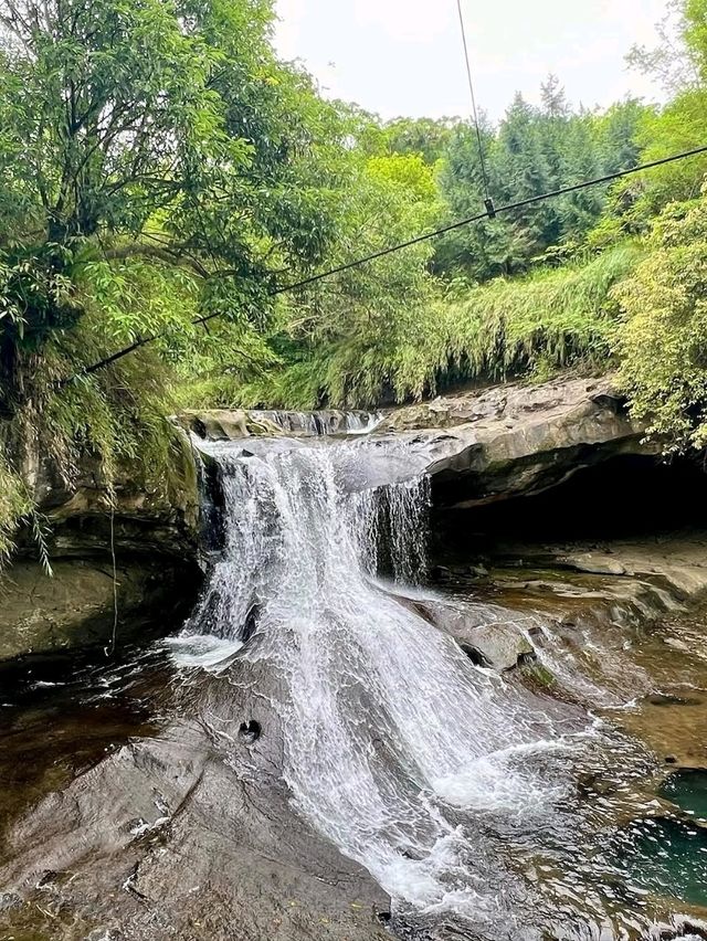 Chasing Views at Shifen Waterfall