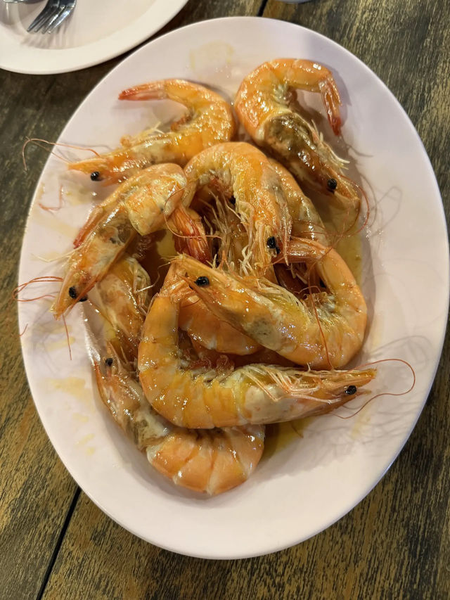เจ๊อึ่งซีฟู๊ด ร้านริมหาดแม่รำพึง จ.ระยอง