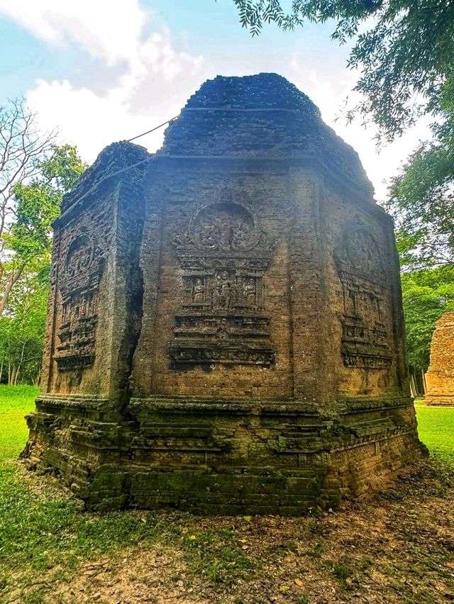 Sambor Prei Kuk: The Pre-Angkorian Sacred Forest of Temples 🇰🇭