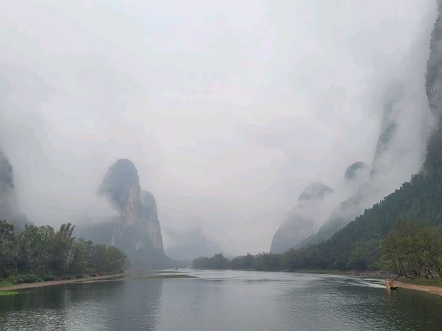 Breathtaking Li River (漓江) scenery