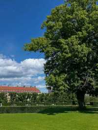 Exploring the Timeless Beauty of Rosenborg Slott
