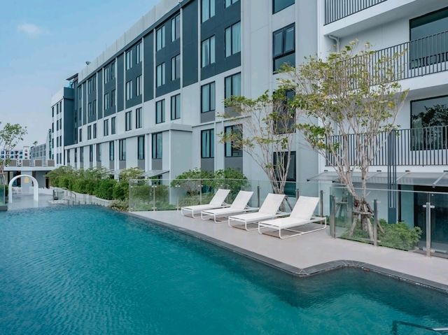 Lively Recreation & Convenience