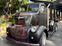  ⸻  🌳☕ Type Tree Café & Restaurant – คาเฟ่สวนร่มรื่