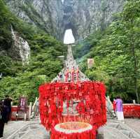 Stairway to the Sky: My Thrilling Day at Tianmenshan