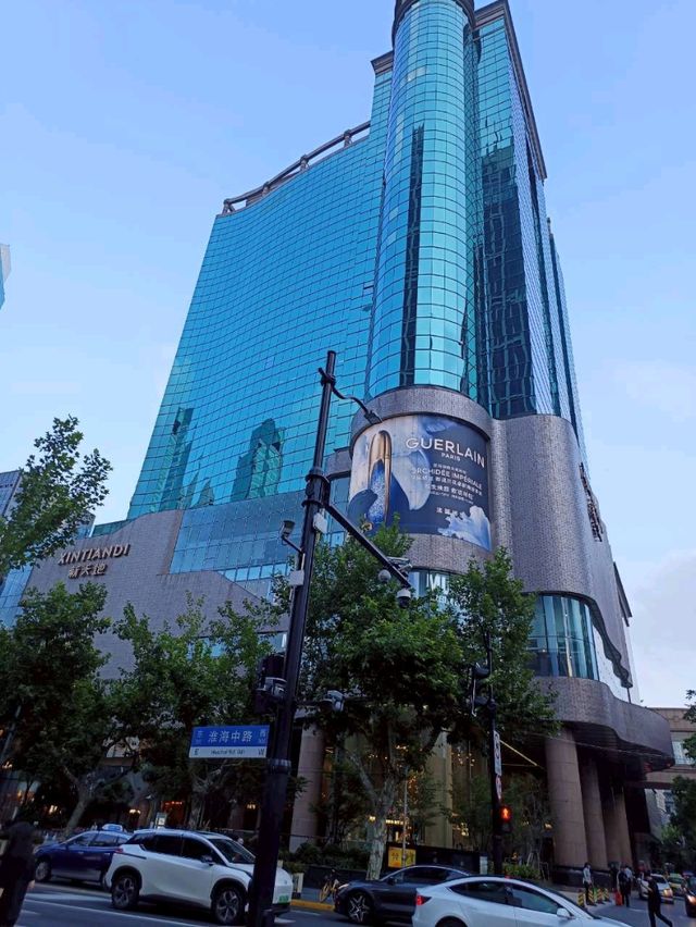 上海新天地,歷史與現代交融的城市公共空間。 上海新天地,歷史與現代交融的城市公共空間。
