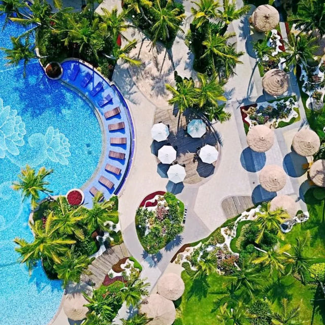 Forest City Golf Hotel: Your Luxe Getaway in Nature 🌳⛳