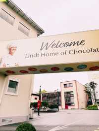 Lindt Famous Chocolate Fountain 🍫