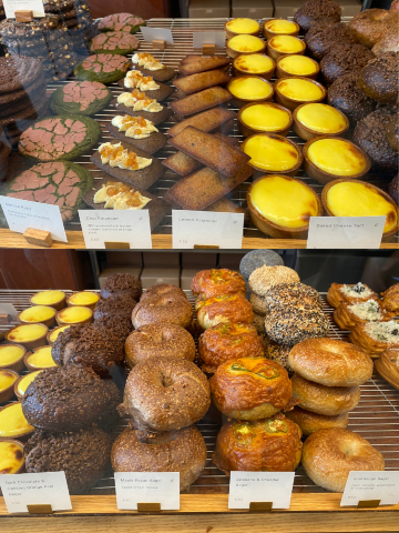 Guam／ Frances Bakehouse: Tumon's Highly Praised Hidden Gem Bakery