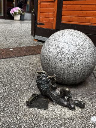 [Poland] Embark on a Dwarf-Hunting Adventure! [Wrocław]