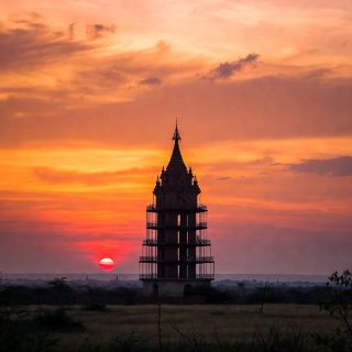 黃金時段的蒲甘寺廟