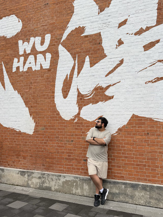 🏙️ Wuhan, Tiongkok 🇨🇳 | Tempat Energi Perkotaan Bertemu Seni Jalanan 🎨✨