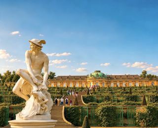 Review of Sanssouci Palace: Visit the magnificent Sanssouci Summer Palace and the UNESCO World Heritage vineyards in Germany 🏰🍇✨