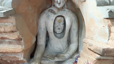 マンダレーからひと足延ばして。時が止まったようなチャウセの寺院と宮殿を巡る旅！ — traveler post in マンダレイ