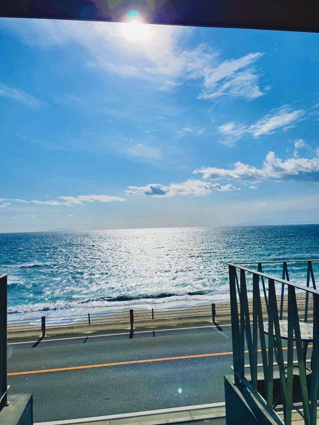 【七里ヶ浜/海の目の前にあるレストラン】