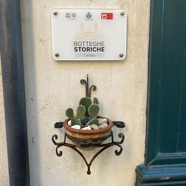 The popular spot for vacation!!