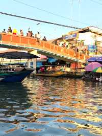 Amphawa Floating Market, Bangkok 🇹🇭