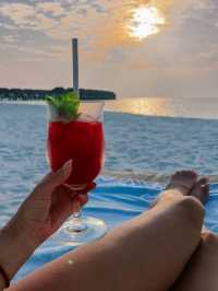 How to spend your day at a Maldives resort 