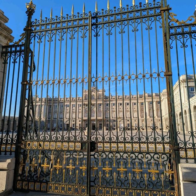 The incredible Royal palace of Madrid 