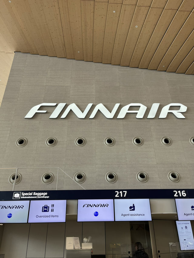 【Finnair Lounge（ヘルシンキ空港・シェンゲン内）】気軽に使える北欧スタイルの快適ラウンジ