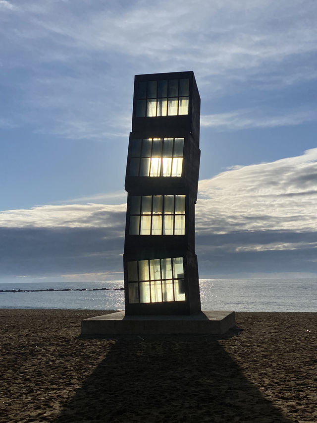 Bites, Beams, and Beauty: Falling for Barcelona