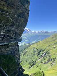 First 山 （first mountain)