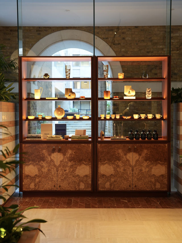 London | The newly-opened brilliant Sir Hotel in London