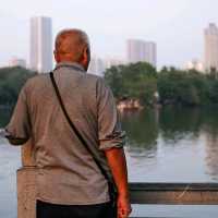 🌇 Baohe Park Sunset: Tranquil Beauty in the Heart of Hefei