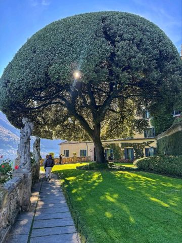 Bước vào biệt thự Villa Del Balbianello sang trọng bậc nhất như thể đang lạc vào một bộ phim.