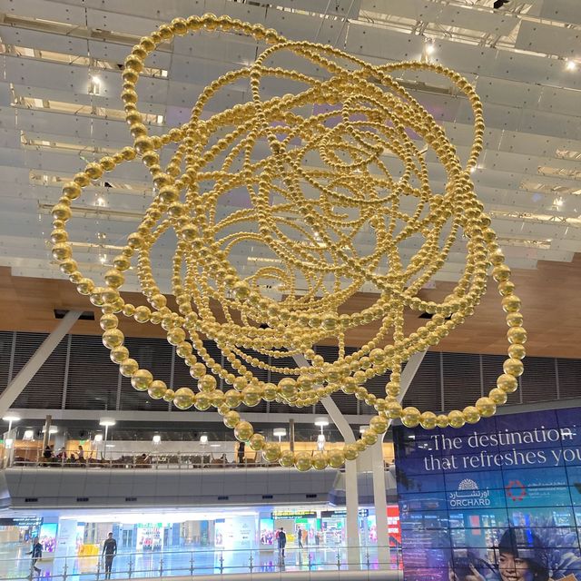 Qatar airport connecting flights waiting 10h