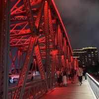 Red bridge 🌉 and the Bund in the evening 🌇