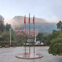 峽谷溫泉酒店：石城九寨溫泉度假莊園