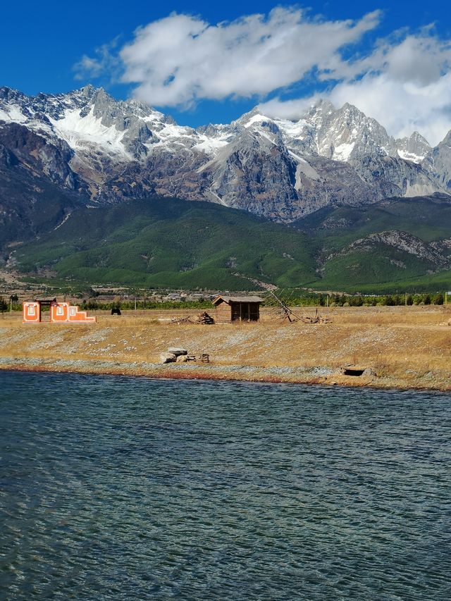 雲南旅遊 | 想看日照金山又不想花錢？你需要這份攻略