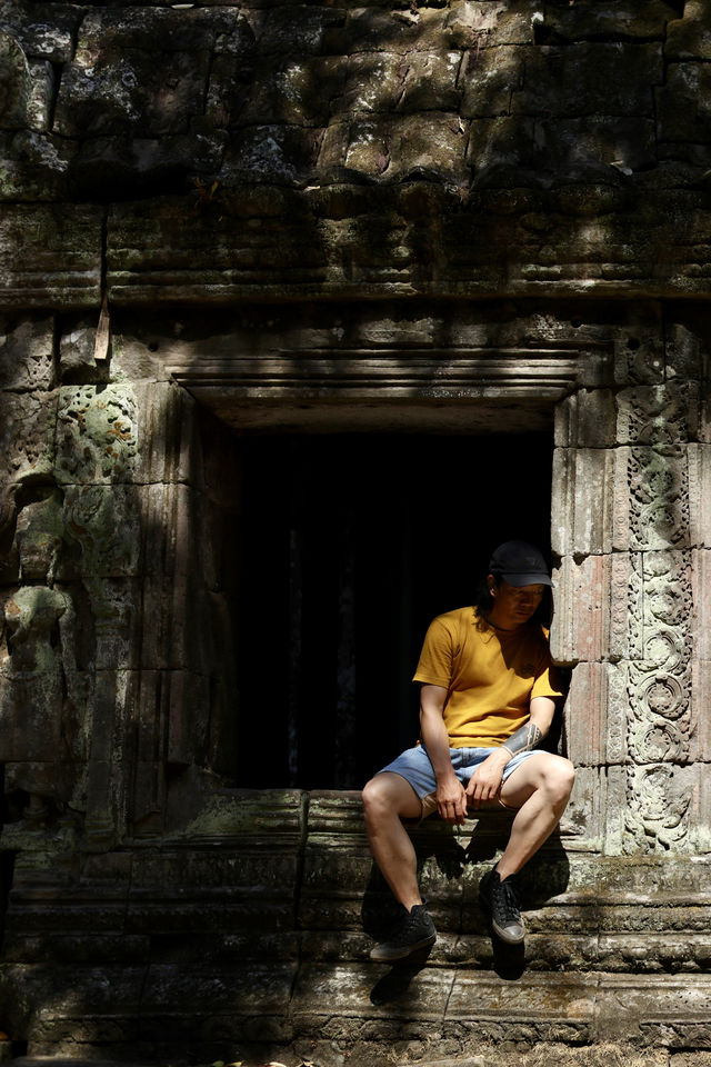 旅行吳哥窟我把秘密藏在了寺廟樹洞裡