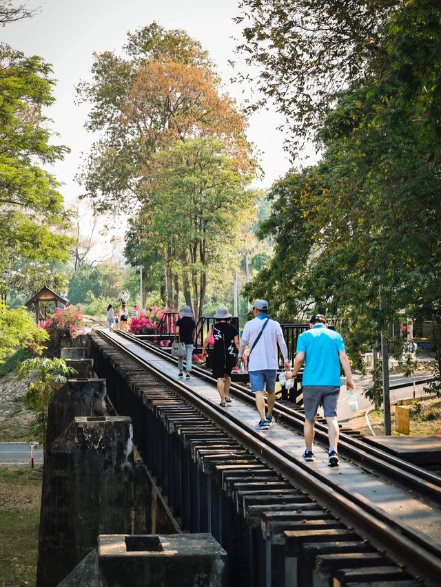 曼谷周邊小眾旅行地|北碧府旅行攻略