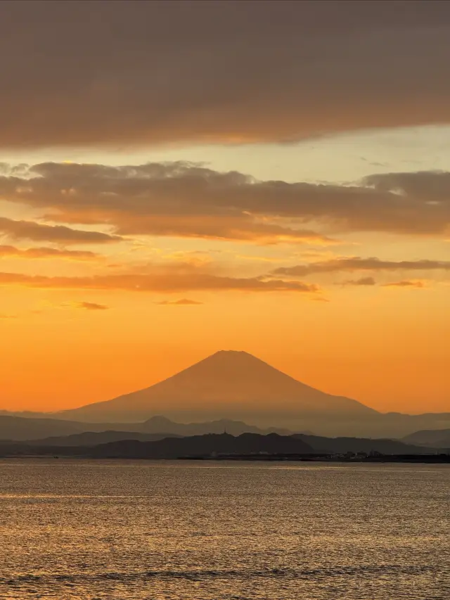 ที่เกาะเอนอชิมะ! ได้ถ่ายภาพพระอาทิตย์ตกที่สวยงามในชีวิต!