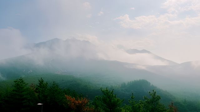 實時播報鹿兒島火山口的路已封