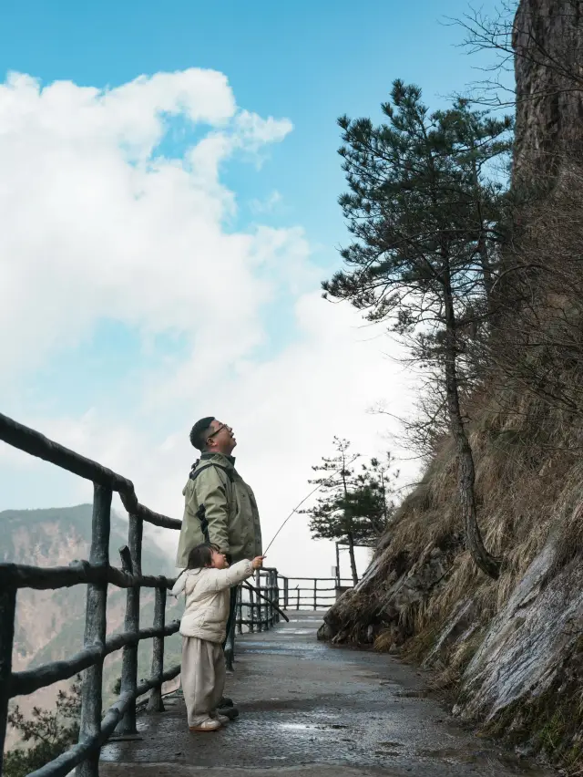 Surrounding Hefei | A 3-year-old child unlocks their first mountain, friendly for the elderly and children