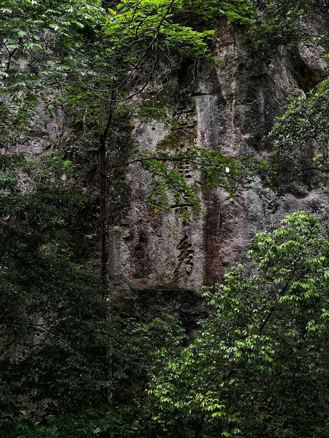 黔東南只見寺院不見僧