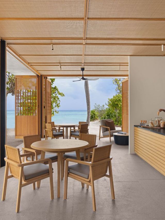 🌴✨ Maldives Magic: Alila Kothaifaru's Luxe Escape 🌊🏝️